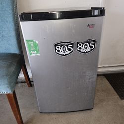 Hardley Used Freshly Cleaned Only 4 Months Old 