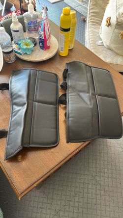 Mazda CX90 Middle console protector