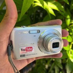 Casio Exilim EX-Z35 Digital Camera