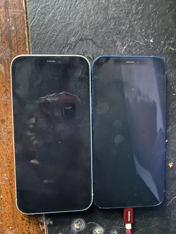 2 Unlocked IPhone 12 And Apple Watch Bundle