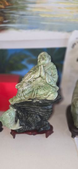 Antiques and collectibles Jade Buddha in prayer