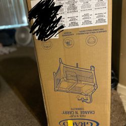 Unopened Brand New Graco Play pen - Change N Carry 