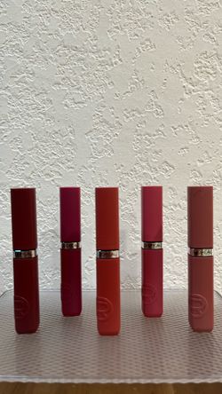 Brand NEW! 👄    Revlon Lip / MakeUp Products(((PENDING PICK UP)))