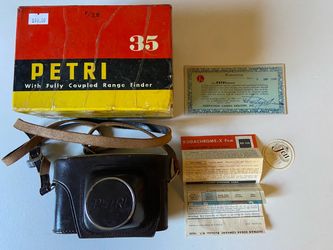 Petri 2.8 Vintage Film Camera
