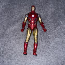 Marvel Legends Iron Man
