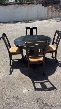 Dining set