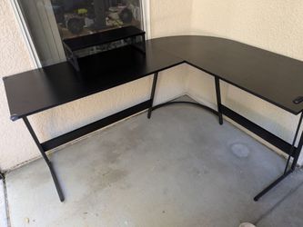 L shaped desk