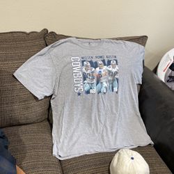 Size 2XL, cowboys. Witten,Romo,Austin, t-Shirt.
