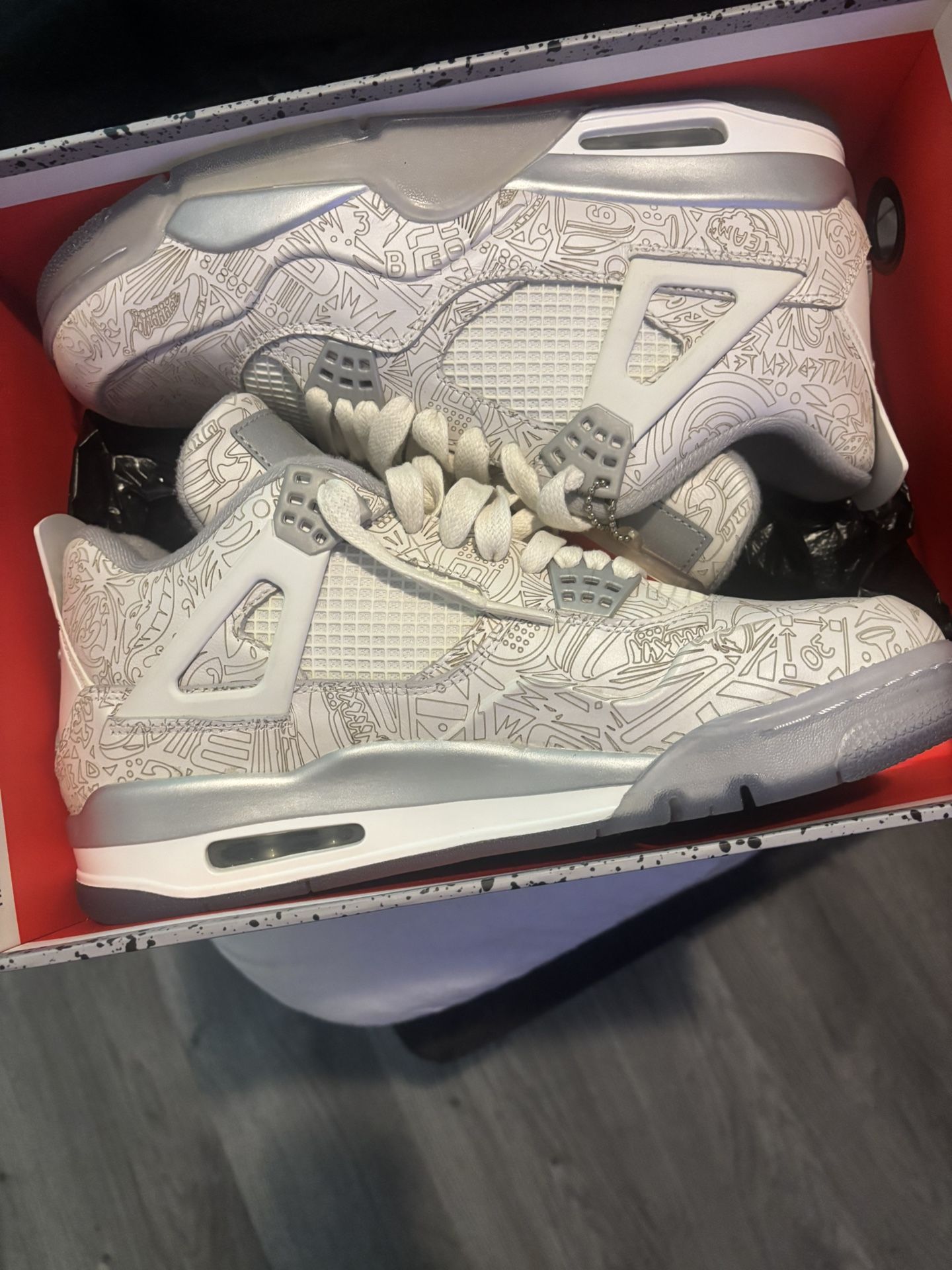 Jordan 4 Laser