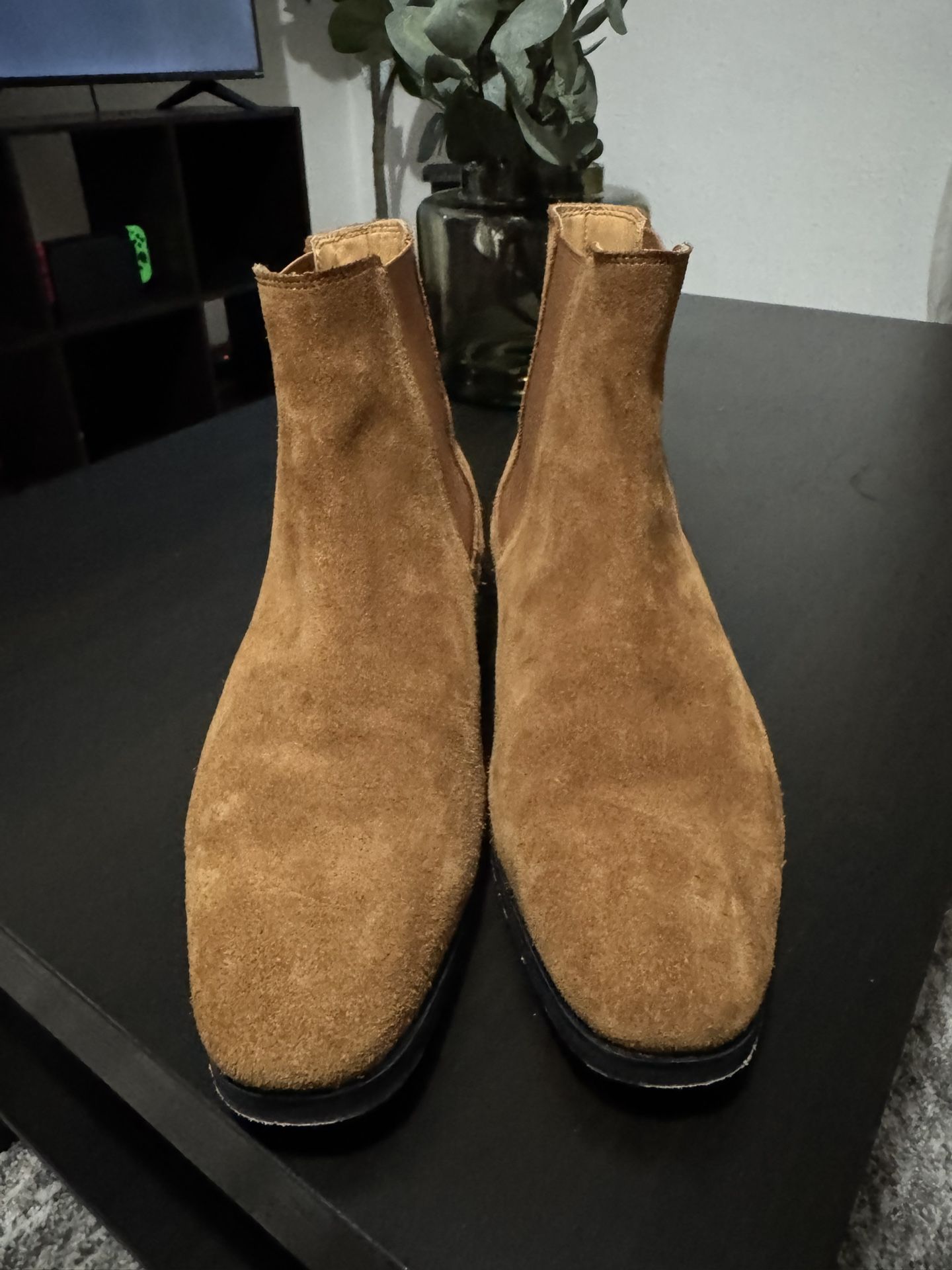 Chelsea Boots