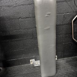 Grey Flat Weight Bench – Commercial Gym Grade