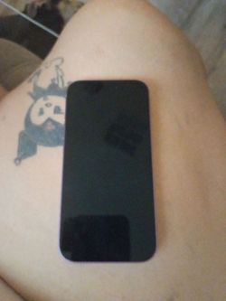 Apple iPhone 16