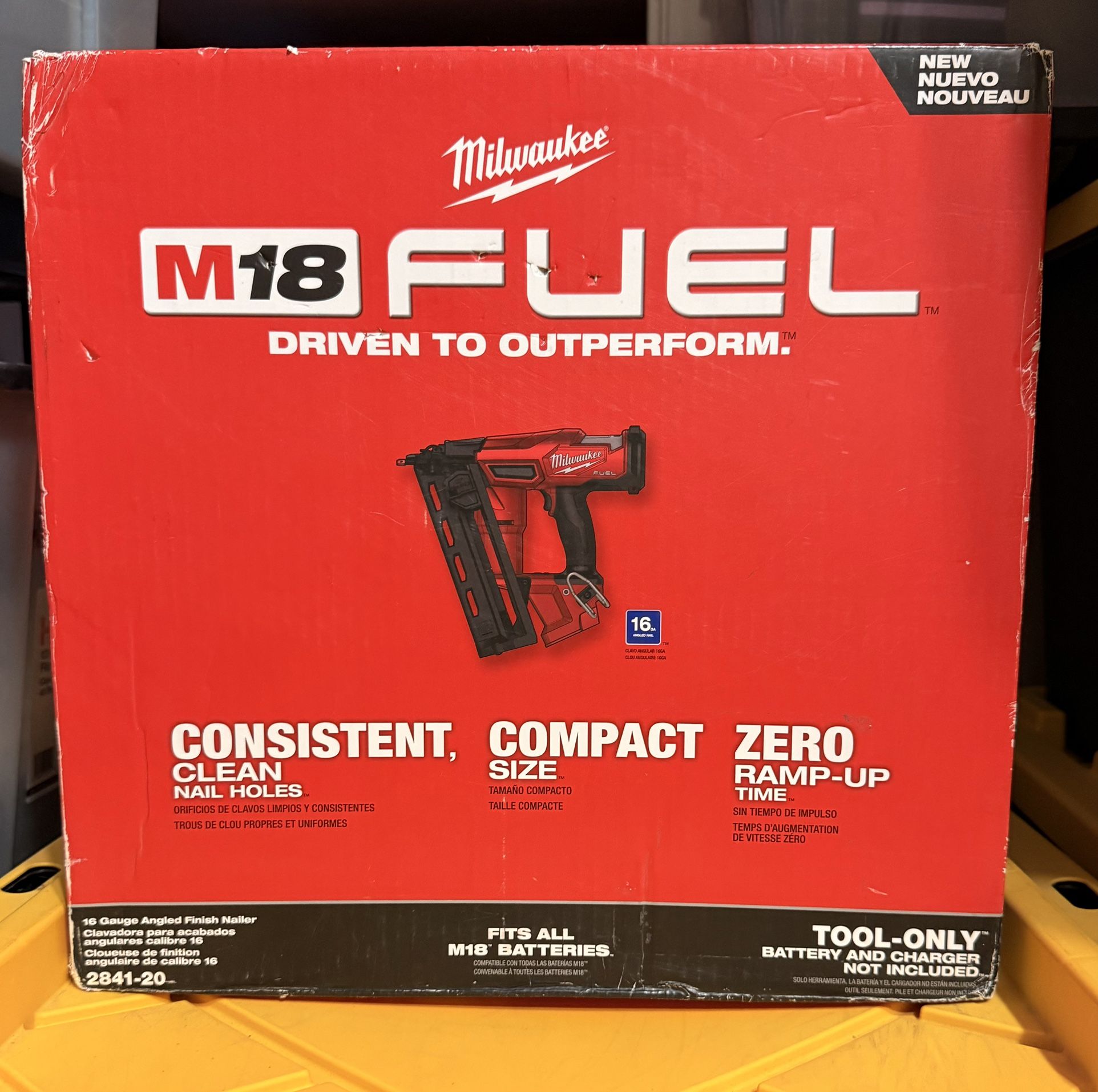 MILWAUKEE NEW M18 FUEL ..16 Gauge Angled NILER  #2841-20 Tool Only 
