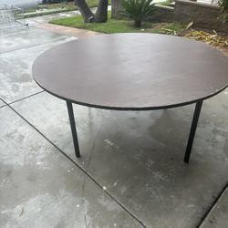 Round Tables Can Fit 10-12 Chairs