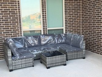 Outdoor Wicker Sectional Sofa Set with Coffee Table