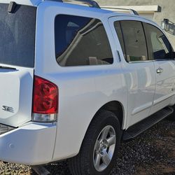 2005 nissan armada 4x4