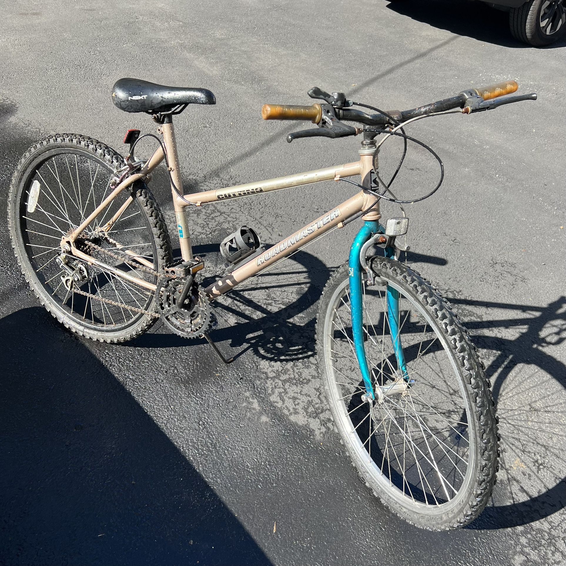 Roadmaster bicycle 26 inch tires
