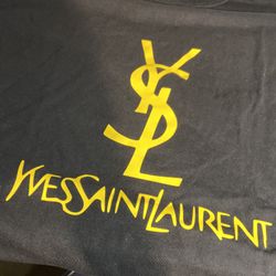 Brand new never used men’s women’s and children’s T-shirts shirts hoodies prices vary order in advance message for more details