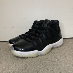 VNDS JORDAN 11 72-10 SIZE 8.5