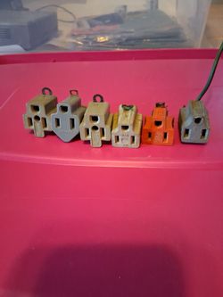Six adaptive 3 hole plugs