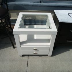 Prestige White Storage End Table