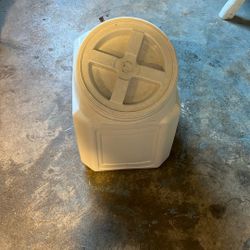 Pet Food Storage