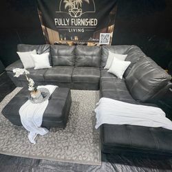 Sectional/couch/sofa, charcoal grey,124x94, Delivery available 🚚 