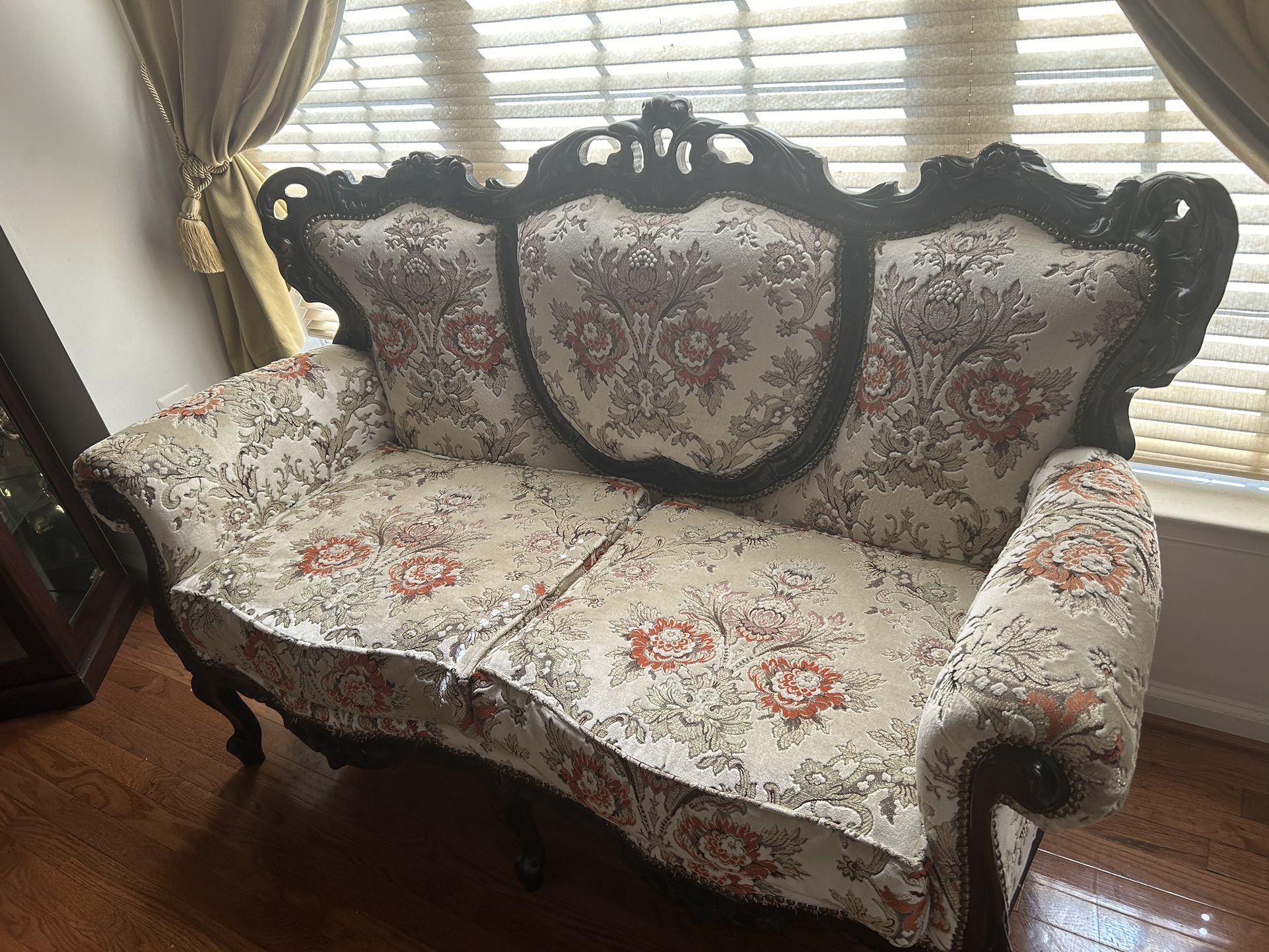 Antique Living Room Set With 3 Tables 6 Pcs 