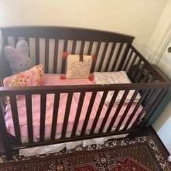  Like New Baby Crib