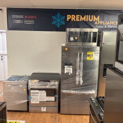 BOSH 4 Pieces REFRIGERATOR 36” STOVE 30” MICROWAVE 30” DISHWASHER 24” 