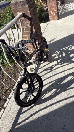 Mongoose bike