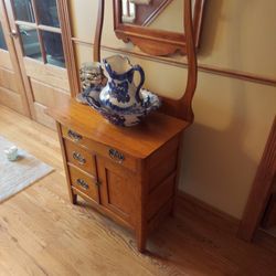 Antique Table 1880ca 