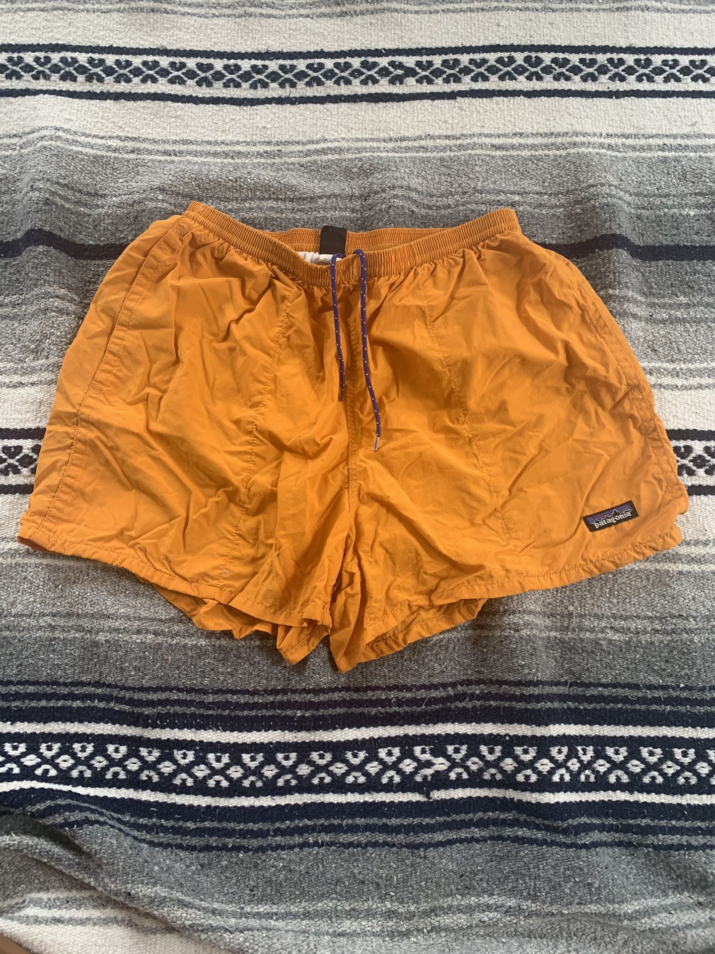 1999 Patagonia Mens 3.5” Baggie Shorts Burnt Orange Size L 