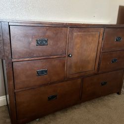 6 Drawer Wood Dresser 