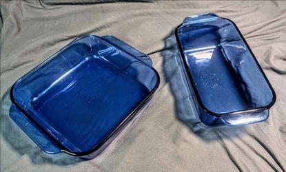 Vintage PYREX Cobalt Blue Bakeware Set – 8x8 Brownie Dish & 1.5 Qt Loaf Pan (USA)