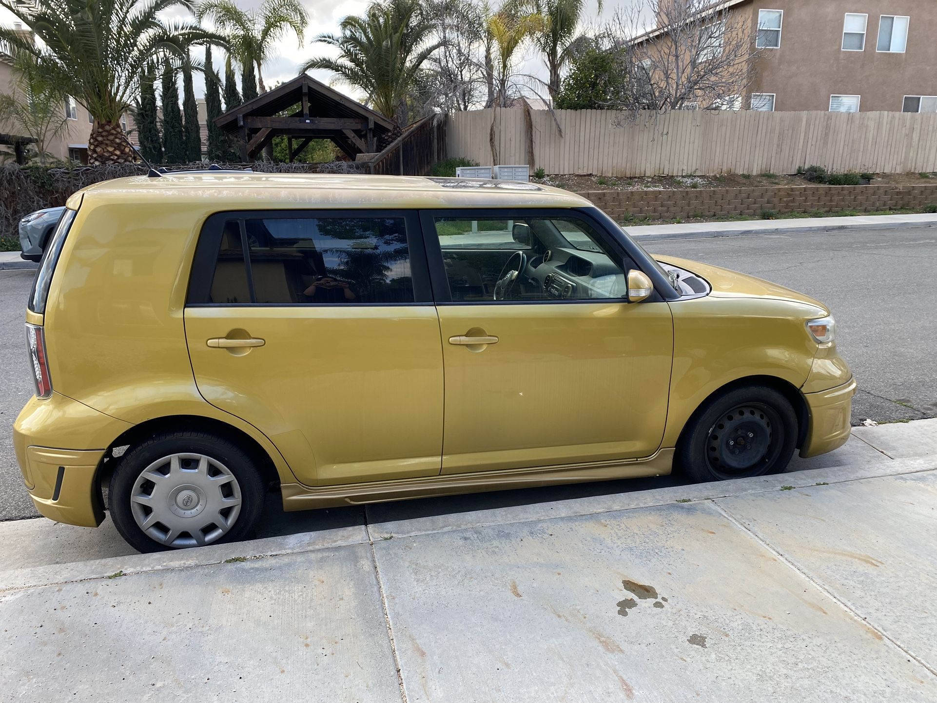 Toyota Scion XB Gold for Sale in Menifee, CA OfferUp