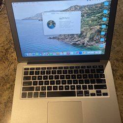 2014 MacBook Air 13inch (Silver)