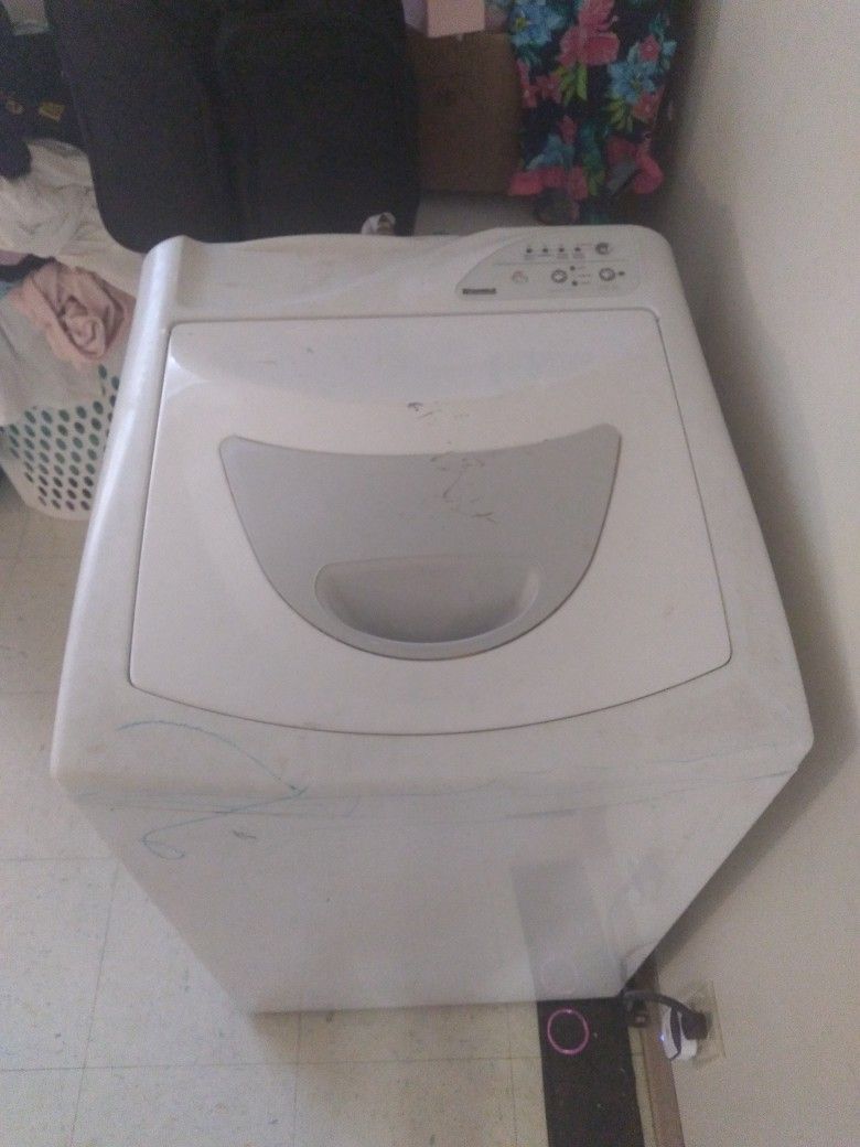 Kenmore Washer For Sale ! Apartment Size 