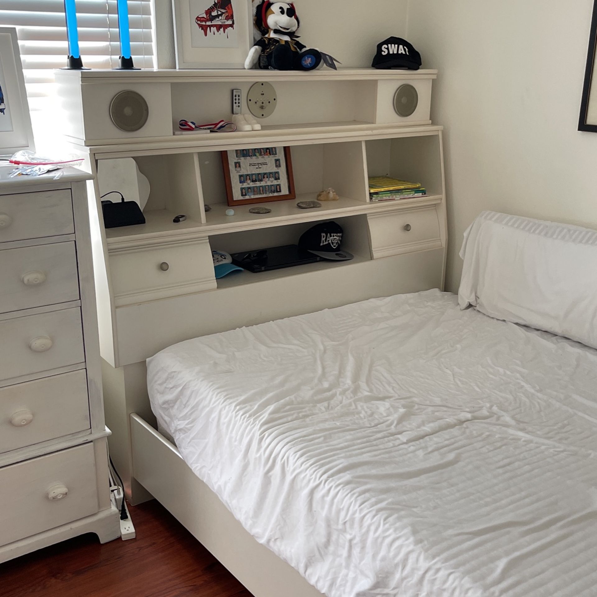 Full Size Bed Set for Sale in Irvine, CA OfferUp