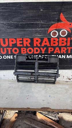 2015 Colorado Canyon Shutter OEM 2022