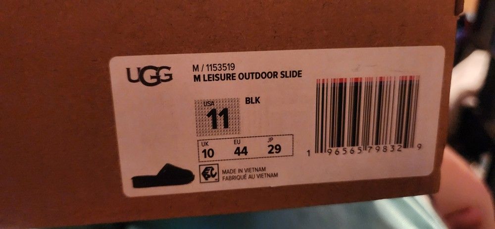 Ugg Slides