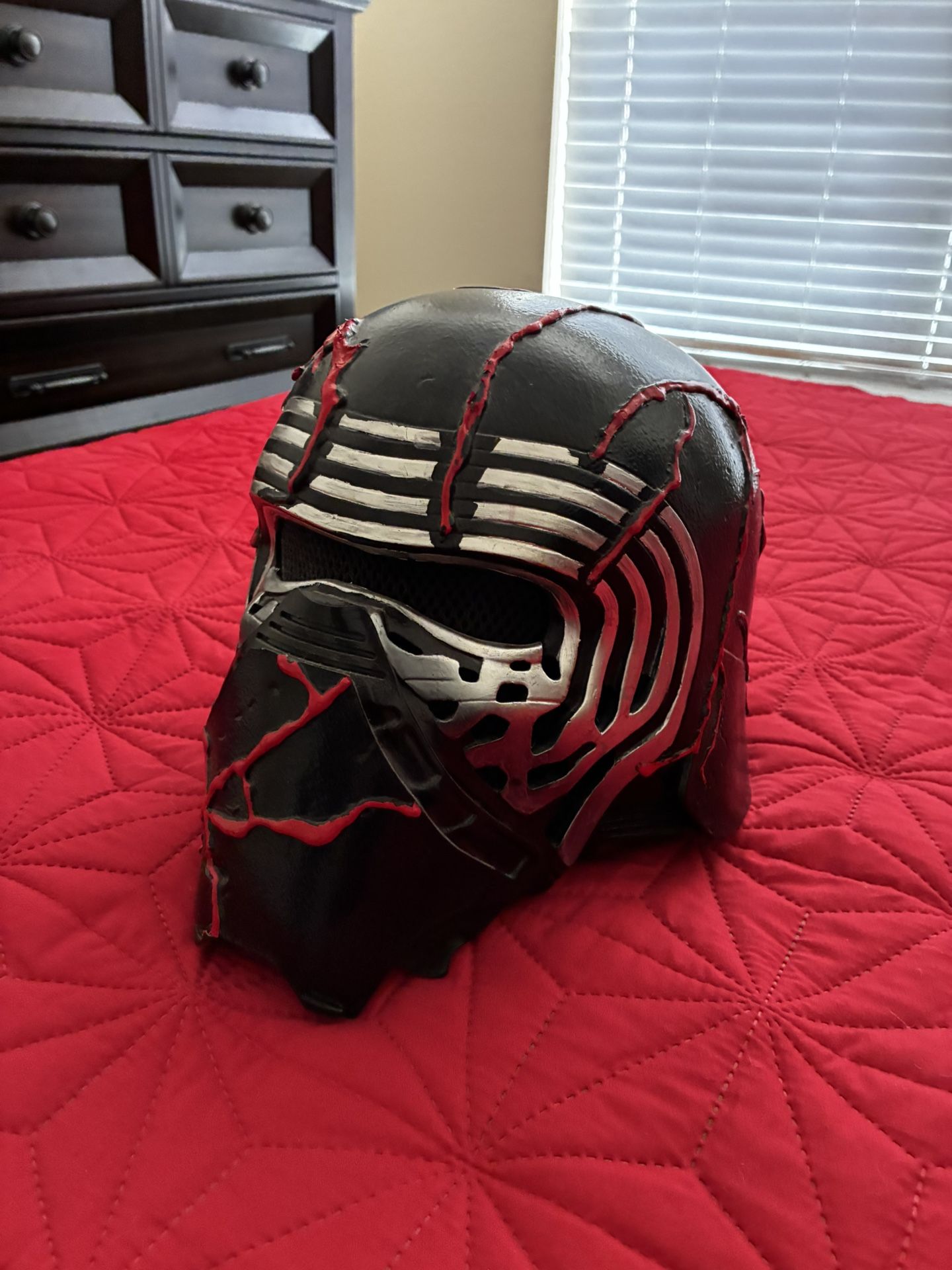 Star Wars rise Of Skywalker Kylo Ren Helmet