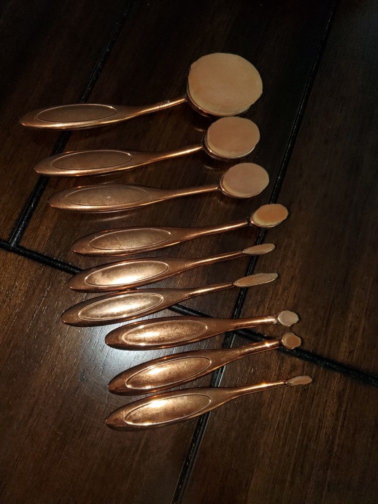 Set Of Makeup Brushes