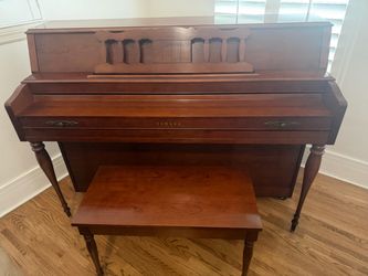Yamaha M 360 Cherry Piano