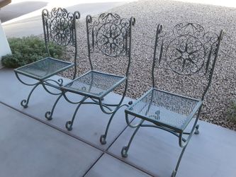 3 Patio Chairs Green Color