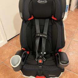 GRACO CAR SEAT-BOOSTER+CONVERTIBLE-$150-BARELY USED!!!