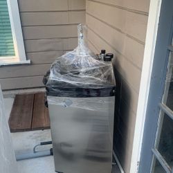 Kegco Kegerator 