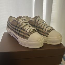 Burberry brand new