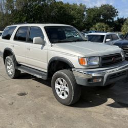 2000 Toyota 4runner 