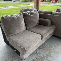 Free sectional In college Park